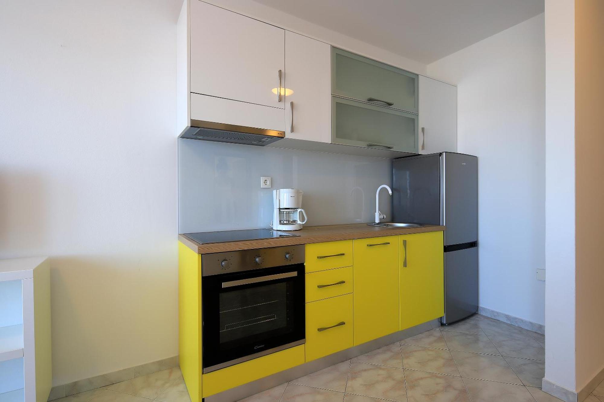 Aparthotel Trcol 4*