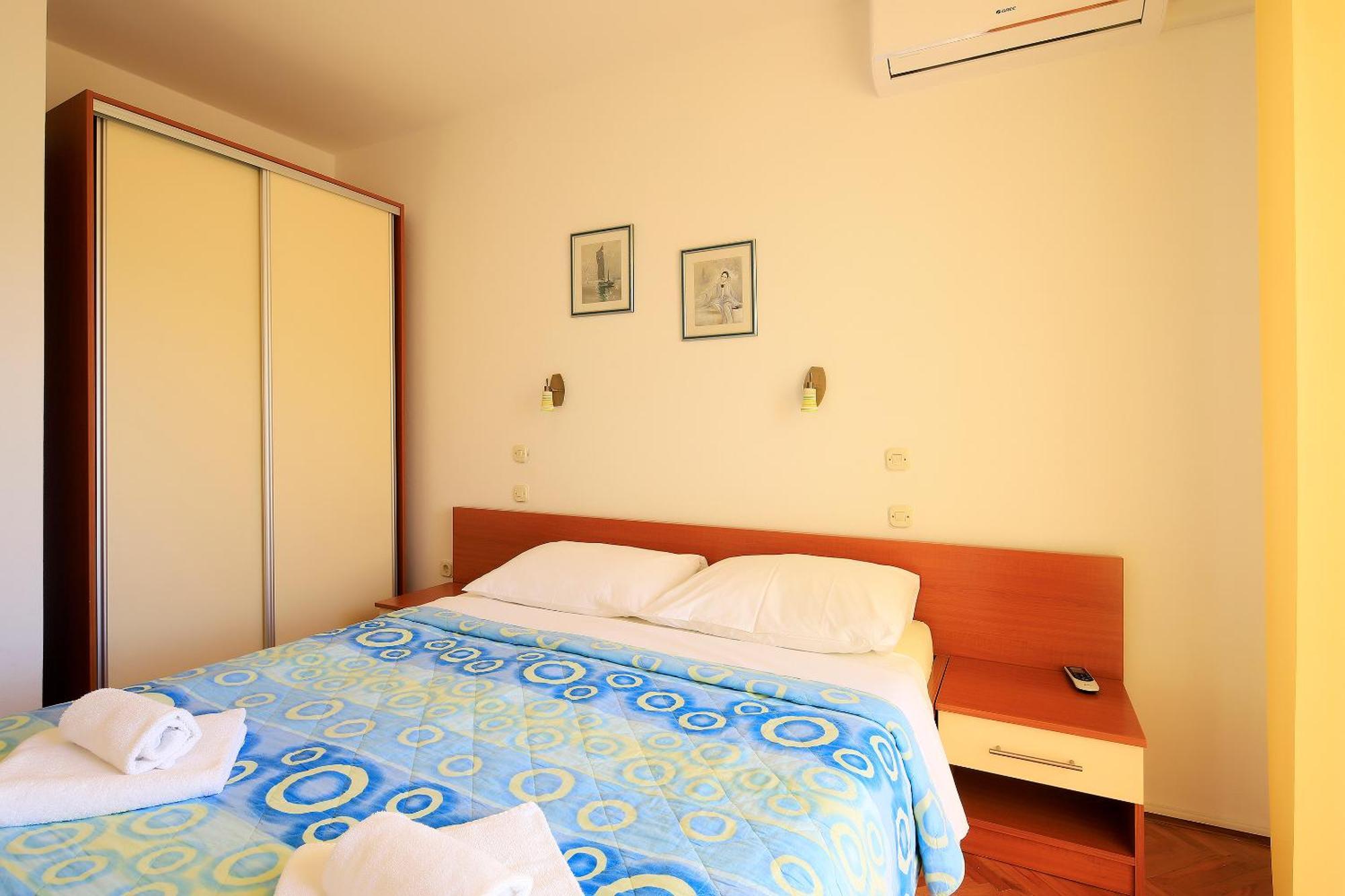 Aparthotel Trcol 4*