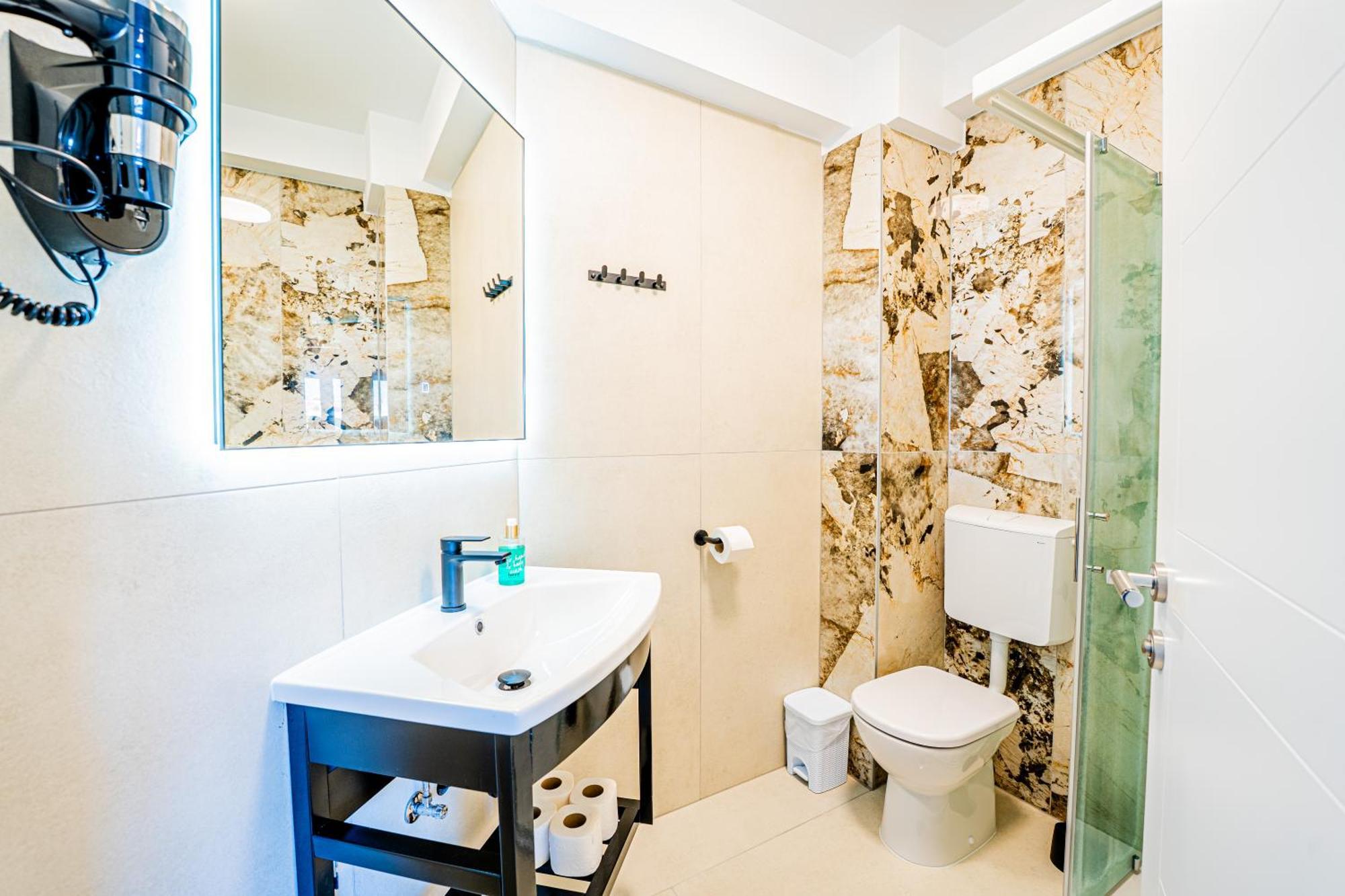 Aparthotel Trcol 4*
