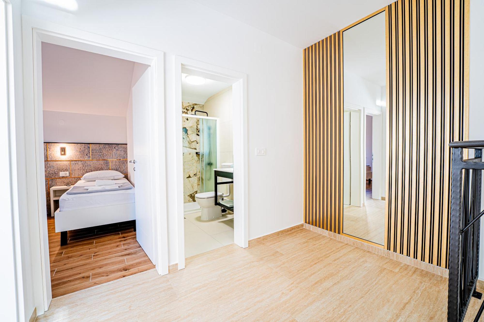 Aparthotel Trcol